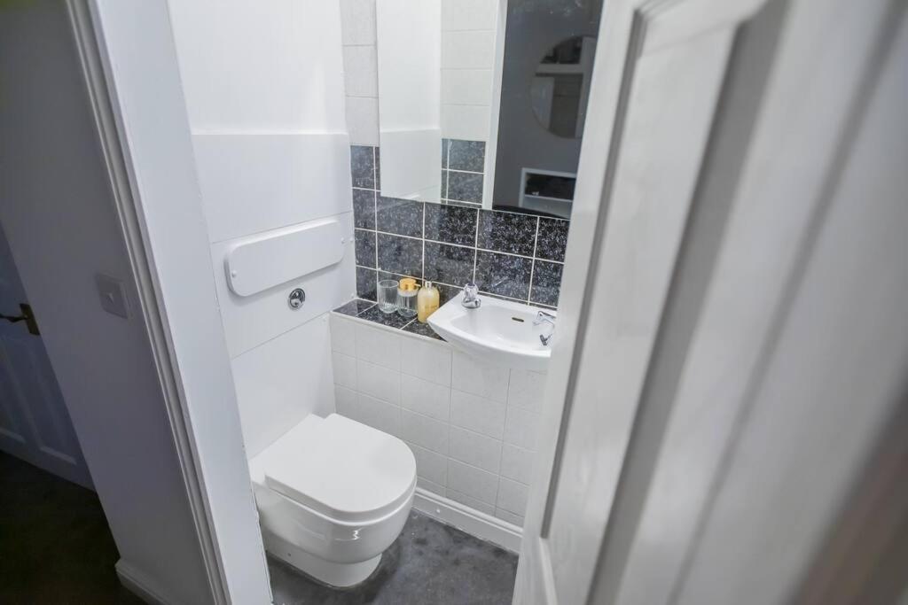 Appartamento Georgian Gem Free Parking &Views Bath Esterno foto