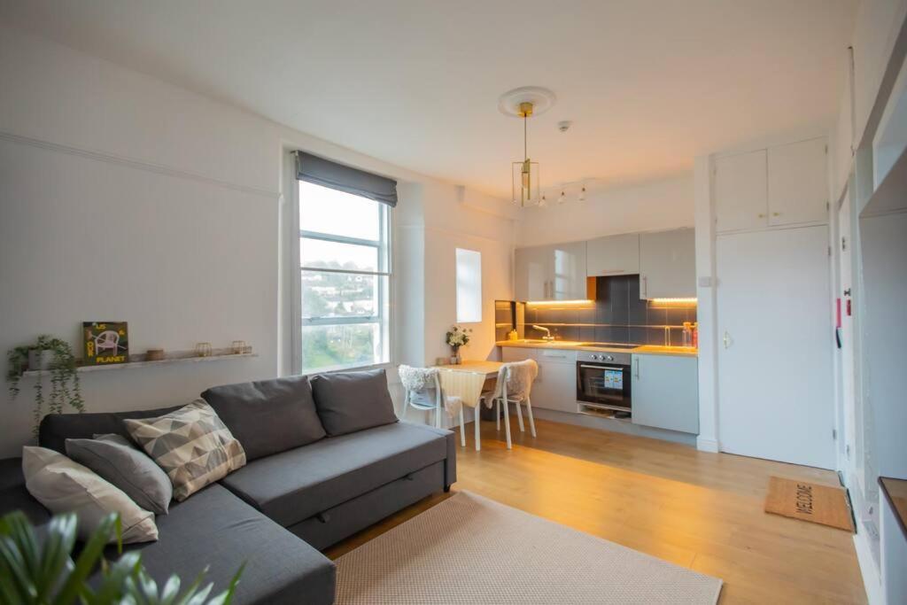 Appartamento Georgian Gem Free Parking &Views Bath Esterno foto