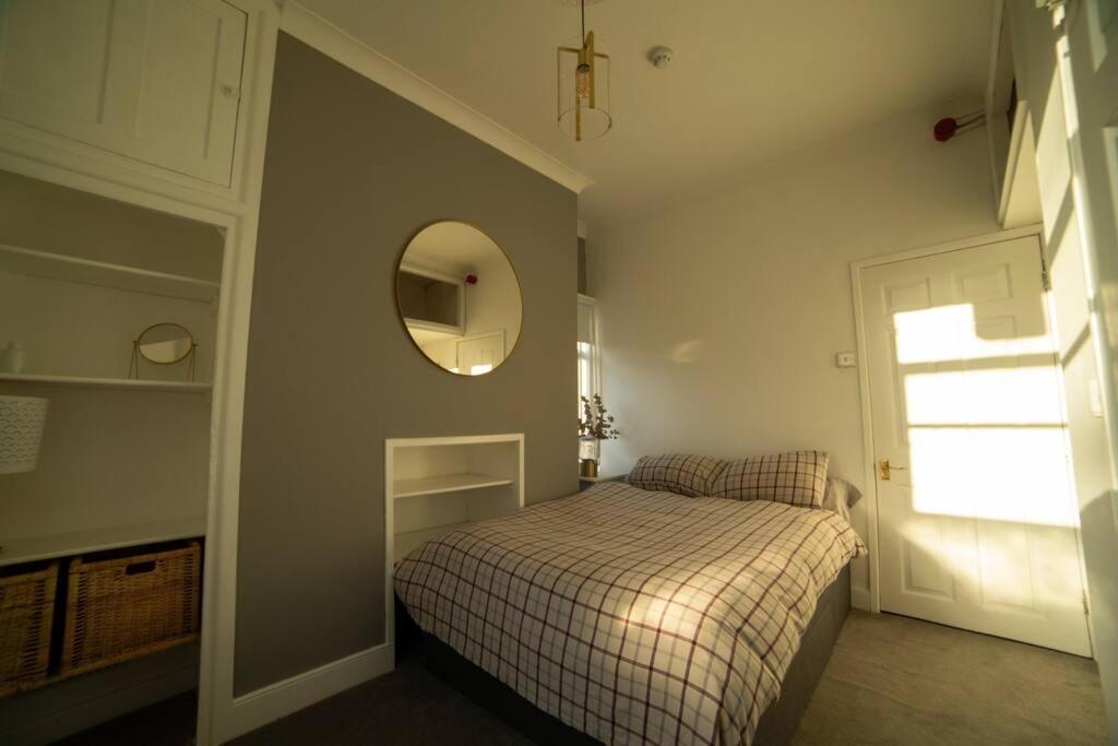 Appartamento Georgian Gem Free Parking &Views Bath Esterno foto